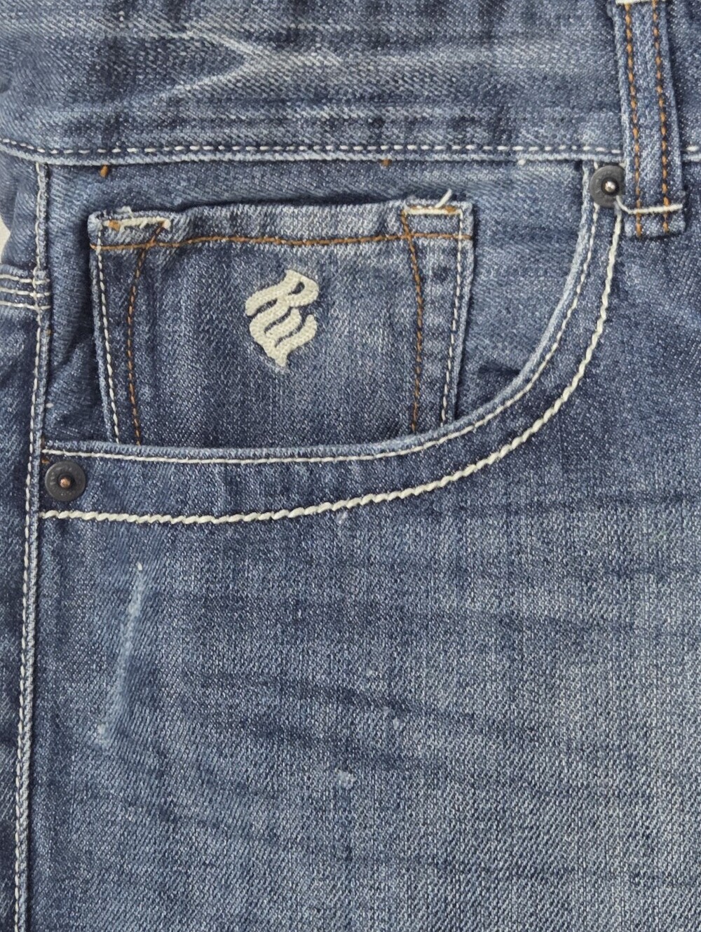 Rocawear Distressed Straight Fit Jeans - W40 - Picture 7 of 8
